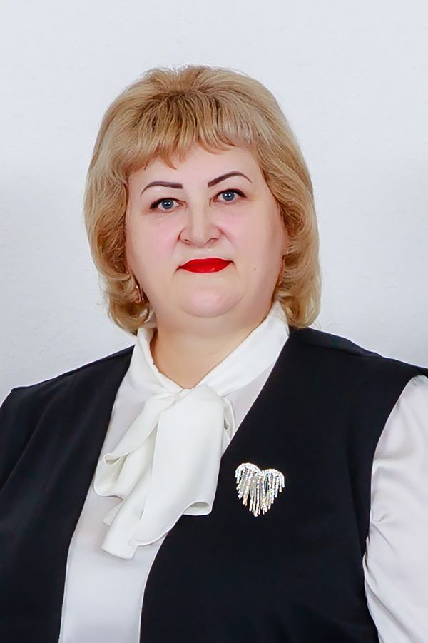 Прасолова Валентина Васильевна.